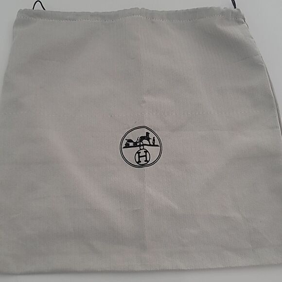 Hermes lDust Bag - Picture 2 of 3